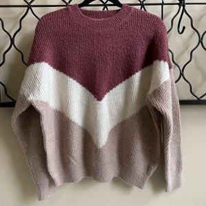 NWOT beautiful boutique sweater size M/L